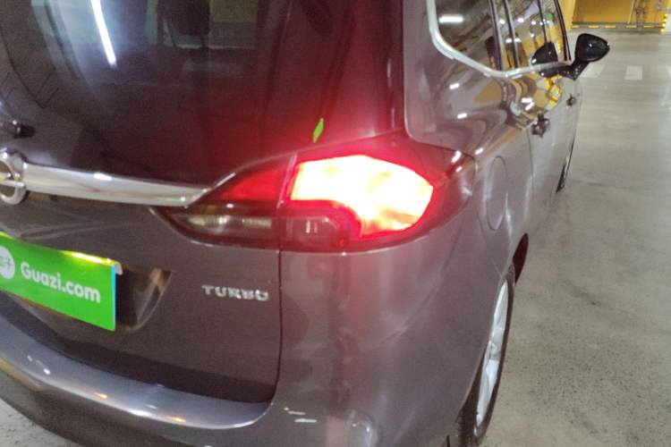 Used Opel Zafira 2013 1.4T Seven-Seater Luxury Model Exterior 6