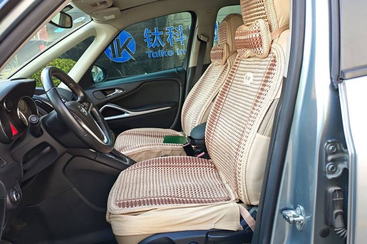 Used Opel Zafira 2013 1.4T Five-Seat Comfort Version Left Front Seat