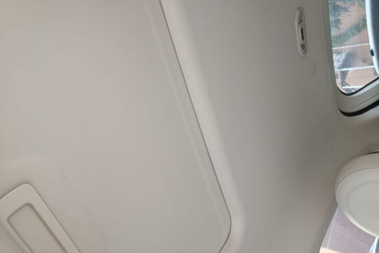Used ORA Ballet Cat 2023 401 km Luxury Version Headliner