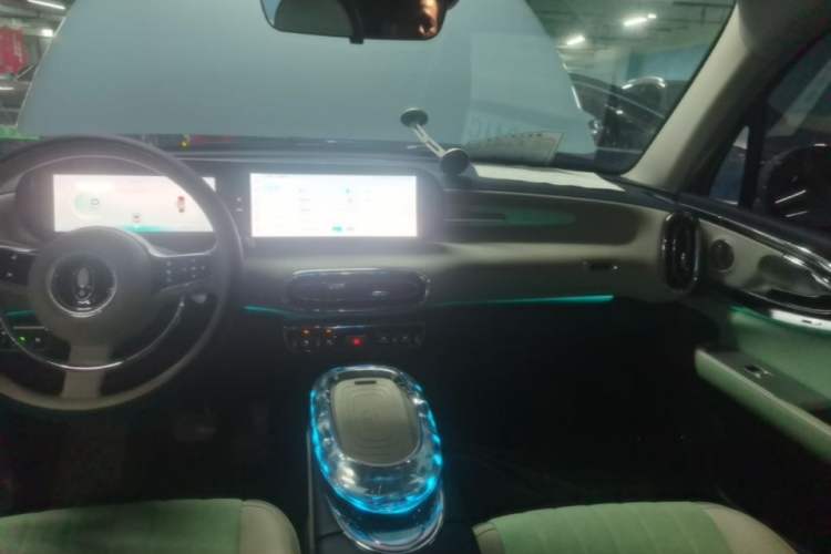 Used ORA Ballet Cat 2022 401 km Alice Edition Audio And AC Panel