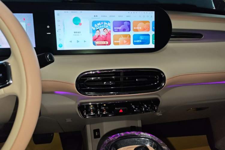 Used ORA Ballet Cat 2022 500km Sleeping Beauty Edition Audio And AC Panel