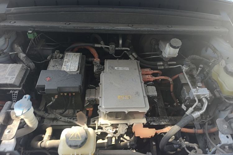 Used ORA Ballet Cat 2022 401 km Nutcracker Edition Engine Bay