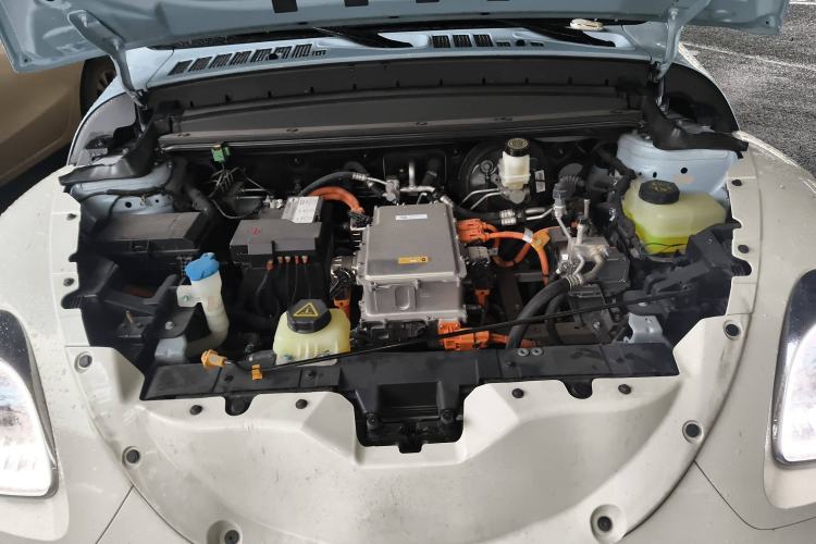 Used ORA Ballet Cat 2022 401 km Nutcracker Edition Engine Bay