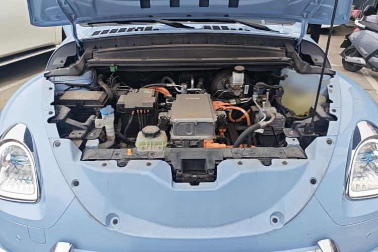 Used ORA Ballet Cat 2022 401 km Nutcracker Edition Engine Bay