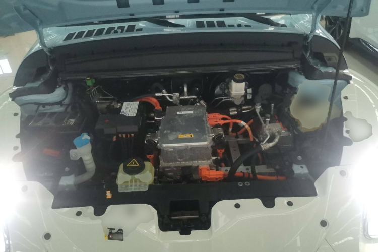 Used ORA Ballet Cat 2022 401 km Nutcracker Edition Engine Bay
