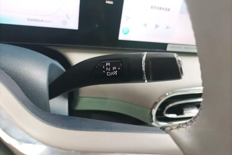 Used ORA Ballet Cat 2022 401 km Nutcracker Edition Gear Lever