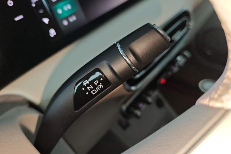 Used ORA Ballet Cat 2022 401 km Nutcracker Edition Gear Lever