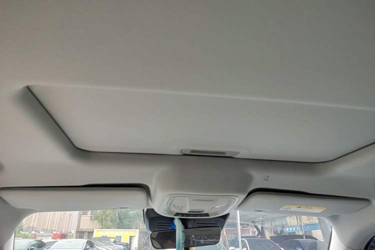 Used ORA Ballet Cat 2022 401 km Alice Edition Headliner