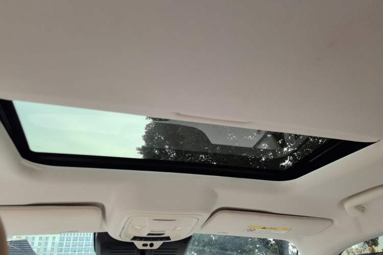 Used ORA Ballet Cat 2022 401 km Nutcracker Edition Headliner