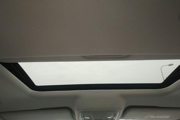 Used ORA Ballet Cat 2022 401 km Alice Edition Headliner