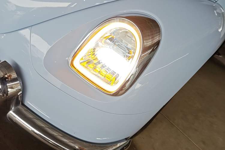 Used ORA Ballet Cat 2022 401 km Alice Edition Left Front Headlight