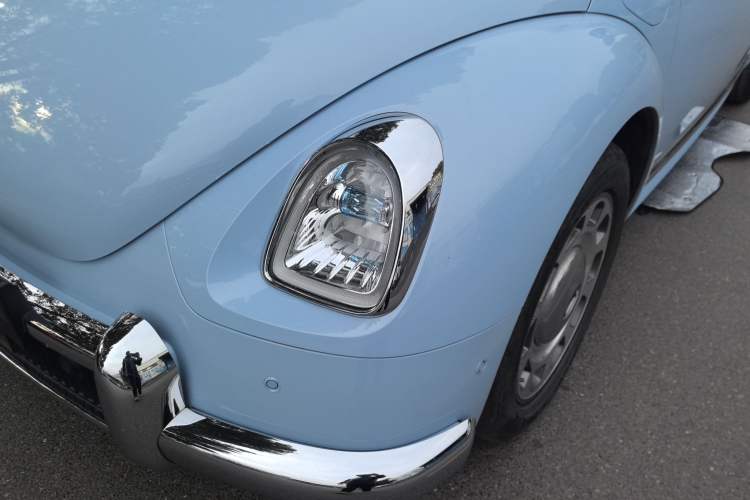 Used ORA Ballet Cat 2022 401 km Nutcracker Edition Left Front Headlight
