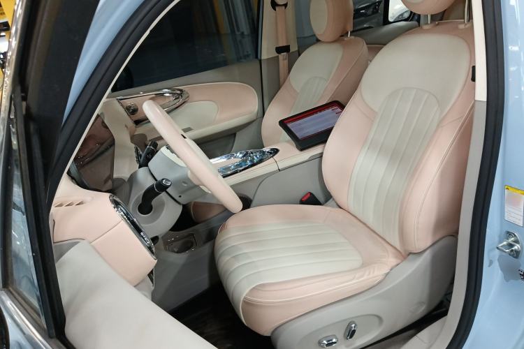 Used ORA Ballet Cat 2022 401 km Alice Edition Left Front Seat