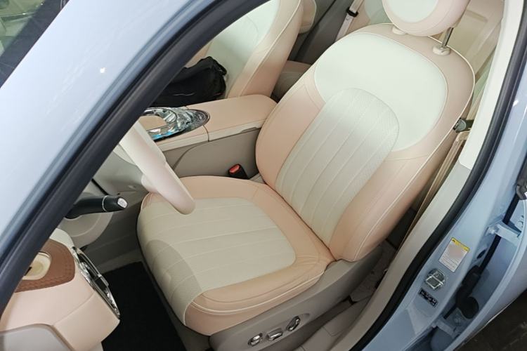 Used ORA Ballet Cat 2022 401 km Alice Edition Left Front Seat