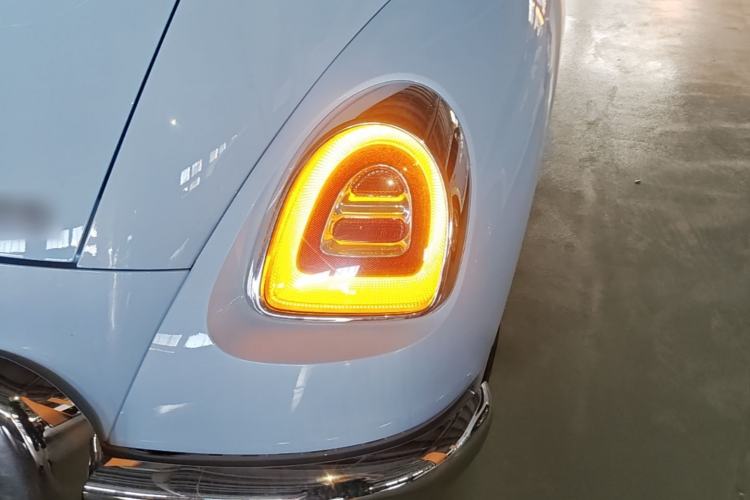 Used ORA Ballet Cat 2022 500km Sleeping Beauty Edition Right Rear Taillight