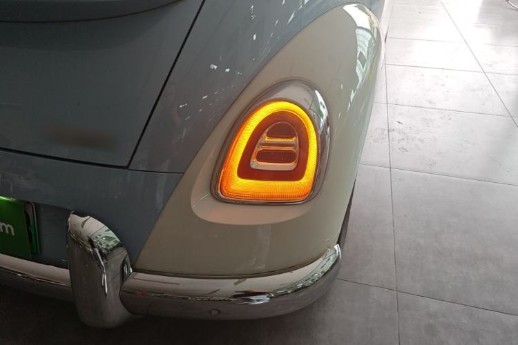 Used ORA Ballet Cat 2022 401 km Alice Edition Right Rear Taillight