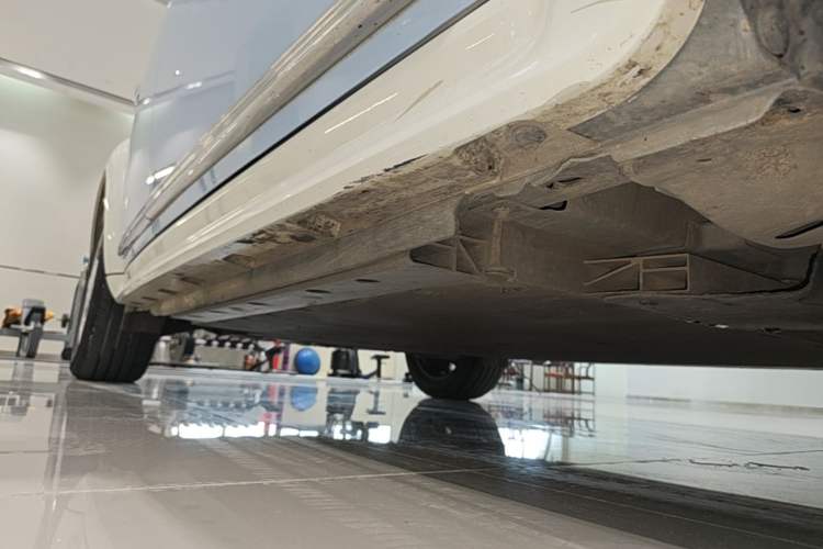 Used ORA Ballet Cat 2022 500km Sleeping Beauty Edition Right Side Sill
