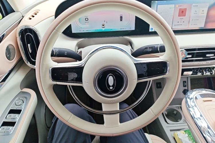 Used ORA Ballet Cat 2022 401 km Nutcracker Edition Steering Wheel
