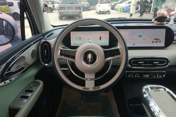 Used ORA Ballet Cat 2022 401 km Alice Edition Steering Wheel