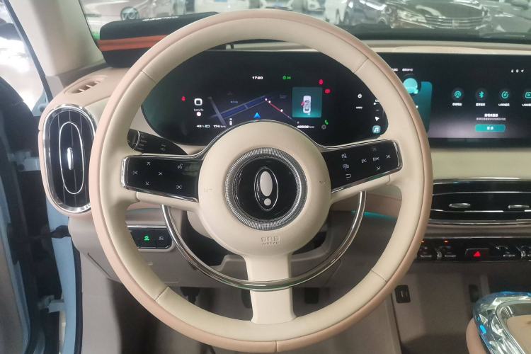 Used ORA Ballet Cat 2022 401 km Nutcracker Edition Steering Wheel
