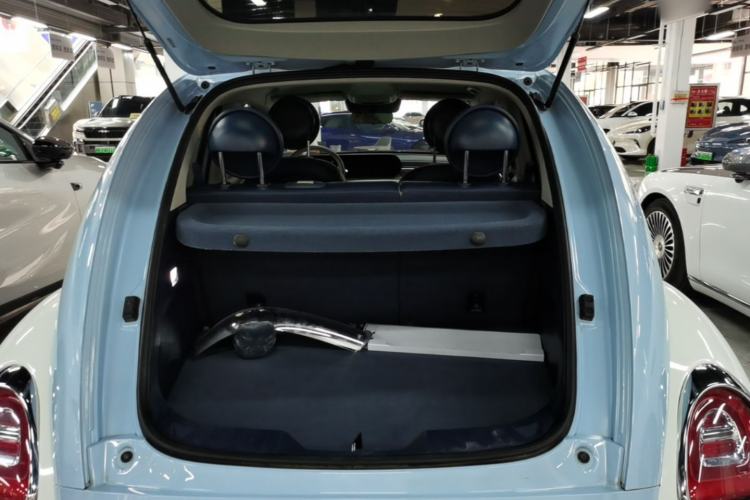 Used ORA Ballet Cat 2022 500km Sleeping Beauty Edition Trunk