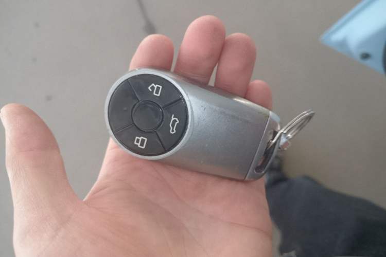 Used ORA Ballet Cat 2022 401 km Alice Edition Vehicle Key