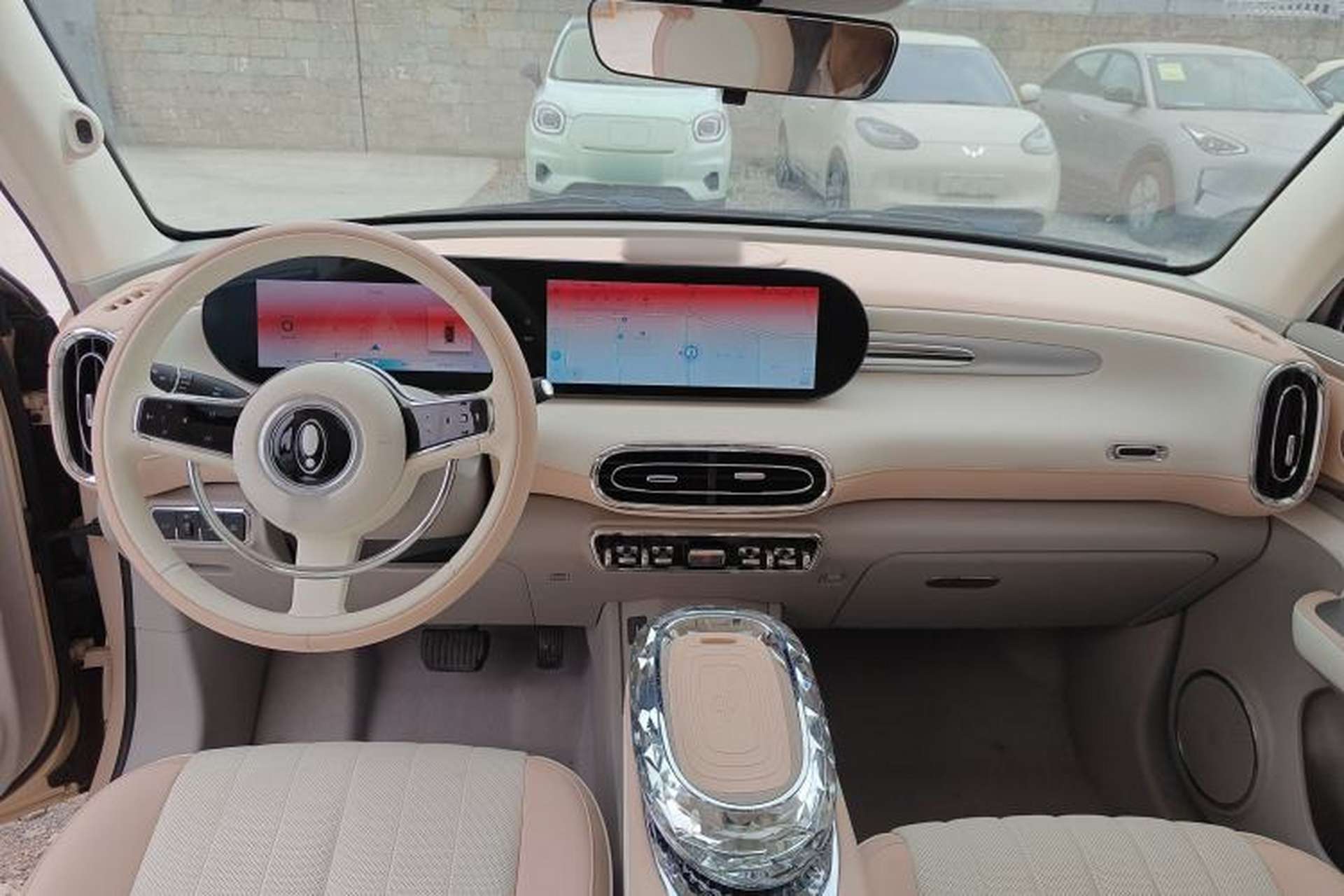 Used ORA Ballet Cat 2022 401 km Nutcracker Edition Center Console