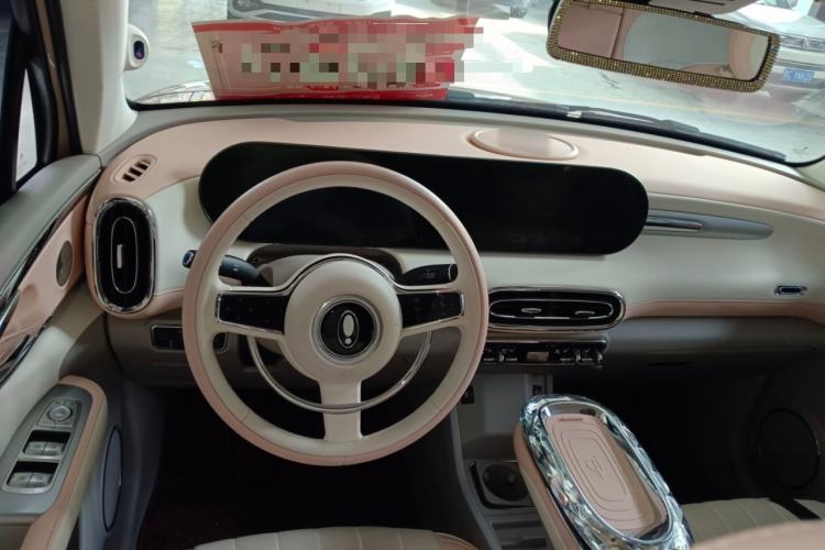 Used ORA Ballet Cat 2022 401 km Nutcracker Edition Center Console