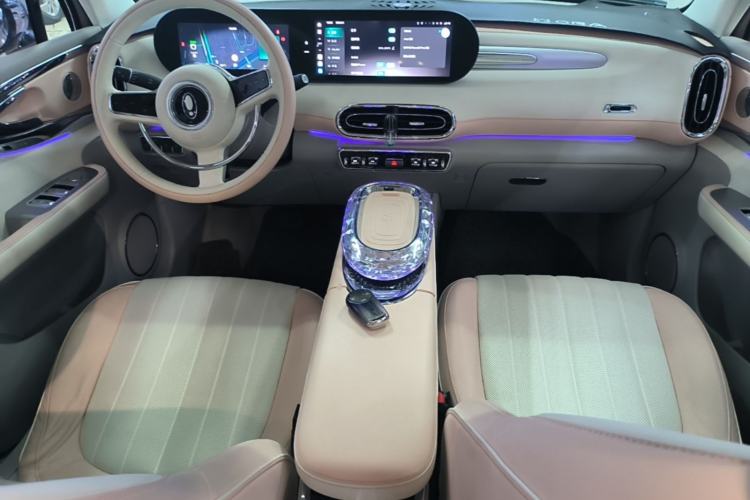Used ORA Ballet Cat 2022 401 km Alice Edition Center Console