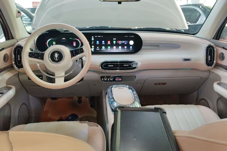 Used ORA Ballet Cat 2022 500 km Swan Lake Edition Center Console
