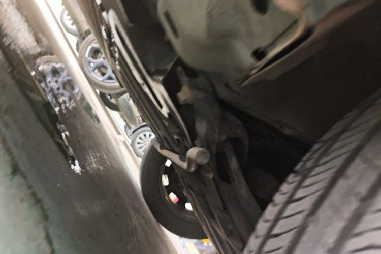 Used ORA Ballet Cat 2022 401 km Nutcracker Edition Chassis Front Right