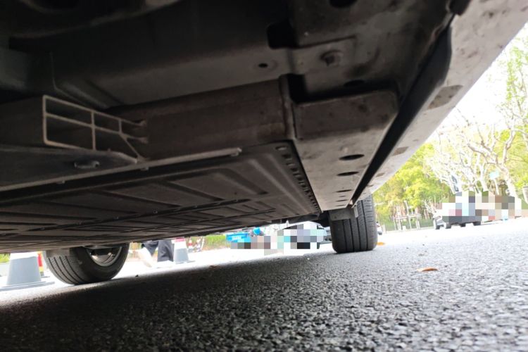 Used ORA Ballet Cat 2022 401 km Nutcracker Edition Chassis Front Left