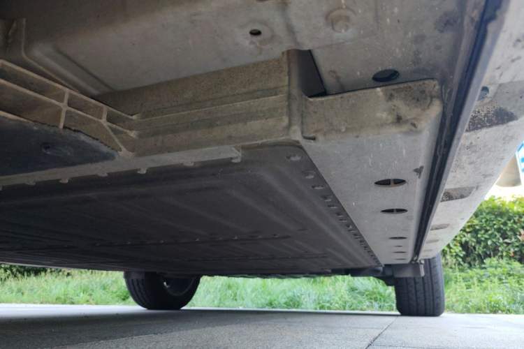 Used ORA Ballet Cat 2022 401 km Nutcracker Edition Chassis Front Left