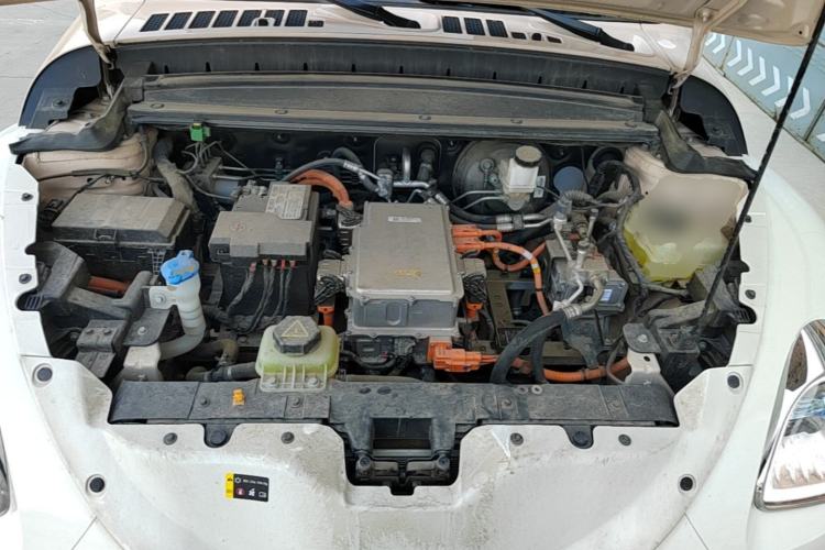 Used ORA Ballet Cat 2022 401 km Nutcracker Edition Engine Bay