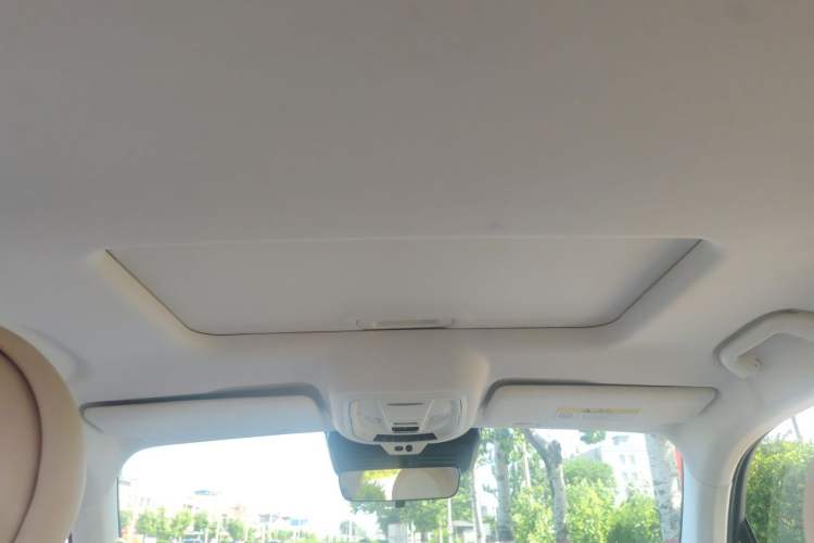 Used ORA Ballet Cat 2022 401 km Nutcracker Edition Headliner