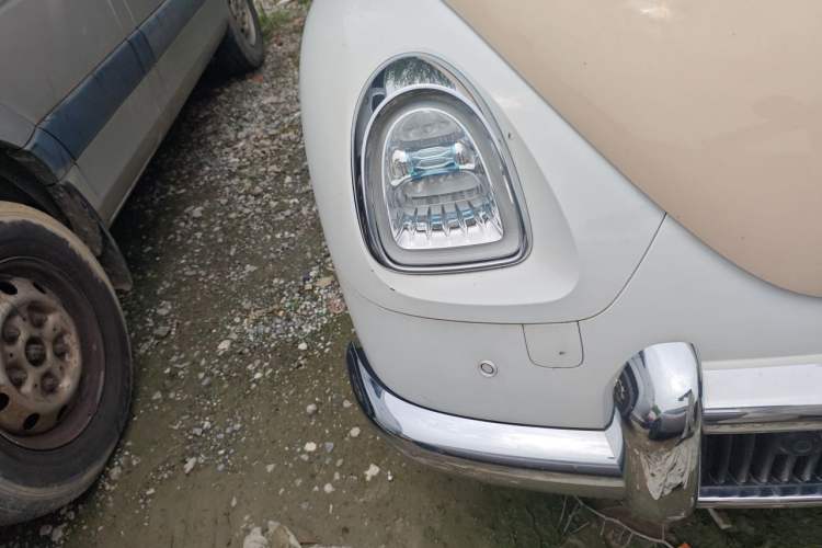 Used ORA Ballet Cat 2022 401 km Nutcracker Edition Right Front Headlight
