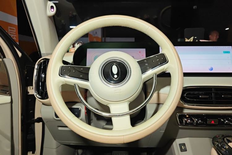 Used ORA Ballet Cat 2022 401 km Nutcracker Edition Steering Wheel