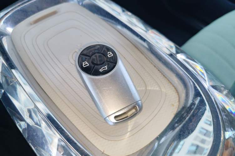 Used ORA Ballet Cat 2022 401 km Nutcracker Edition Vehicle Key