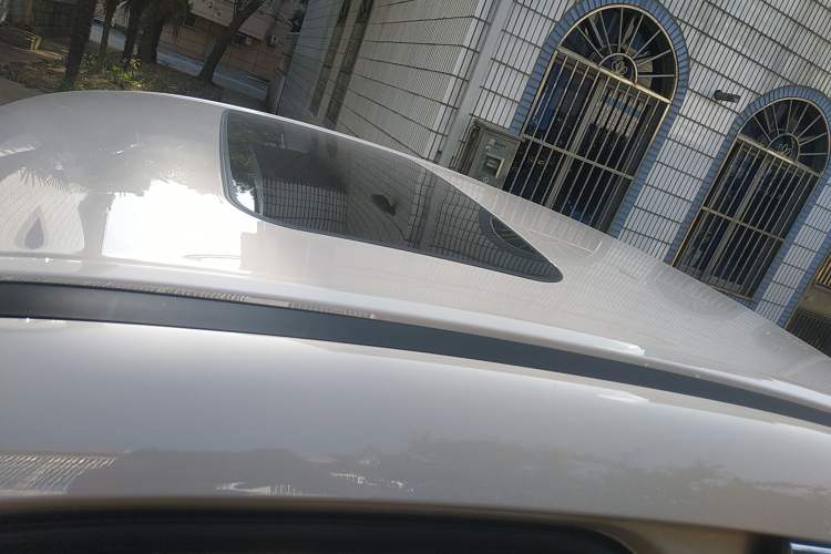 Used ORA Ballet Cat 2022 401 km Nutcracker Edition Roof