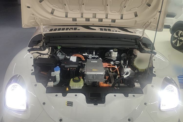 Used ORA Ballet Cat 2022 401 km Nutcracker Edition Engine Bay