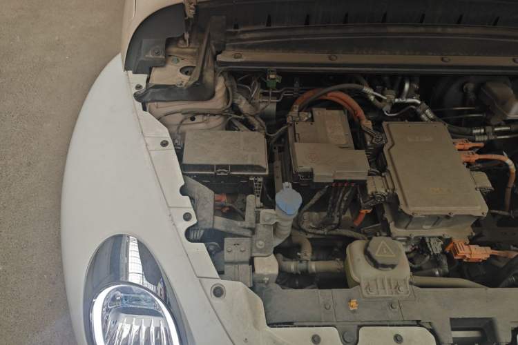 Used ORA Ballet Cat 2022 500 km Swan Lake Edition Engine Bay Right