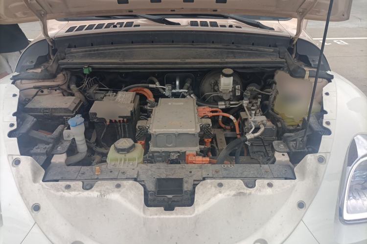 Used ORA Ballet Cat 2022 401 km Nutcracker Edition Engine Bay