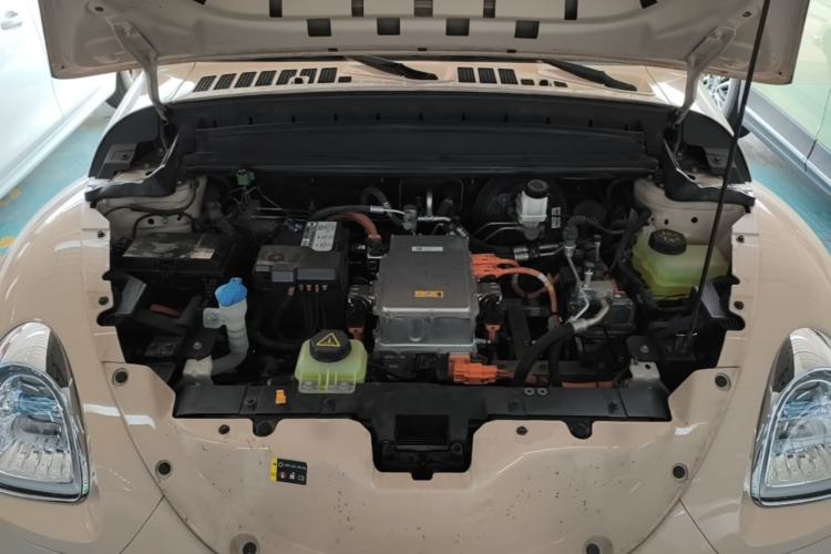 Used ORA Ballet Cat 2022 401 km Nutcracker Edition Engine Bay