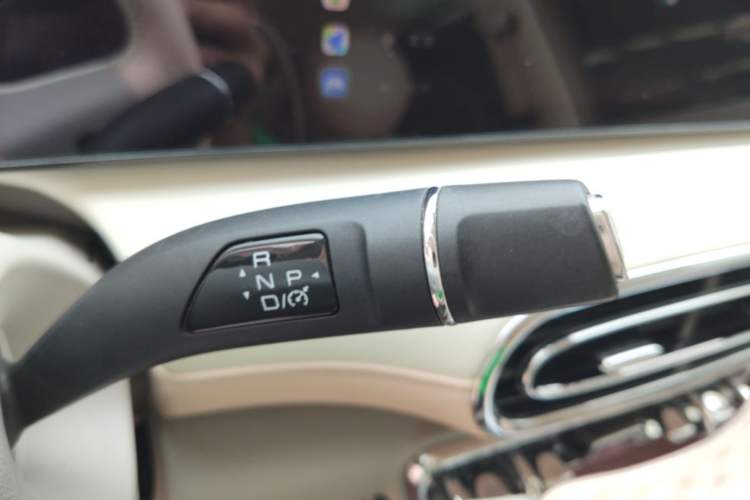 Used ORA Ballet Cat 2022 500 km Swan Lake Edition Gear Lever
