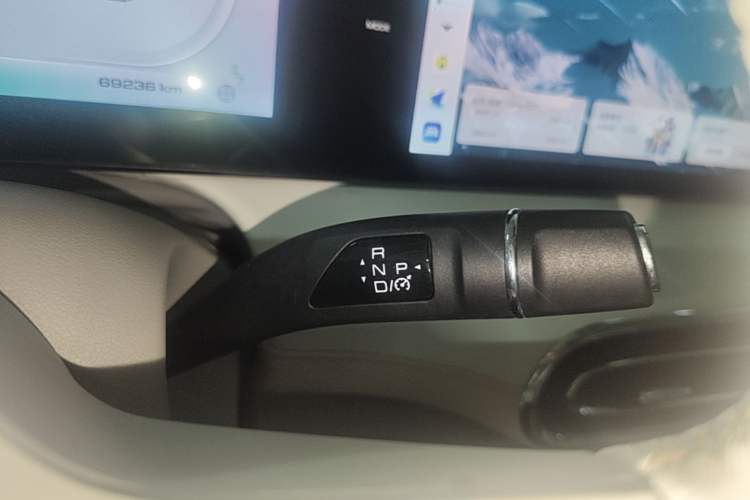 Used ORA Ballet Cat 2022 401 km Nutcracker Edition Gear Lever