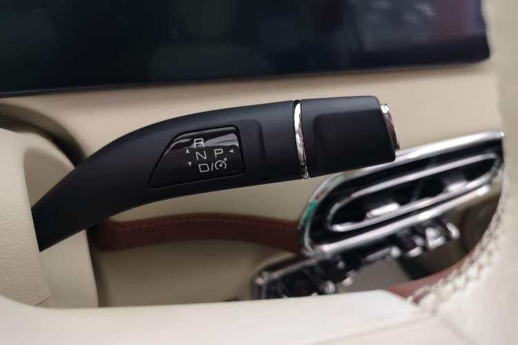 Used ORA Ballet Cat 2022 401 km Nutcracker Edition Gear Lever