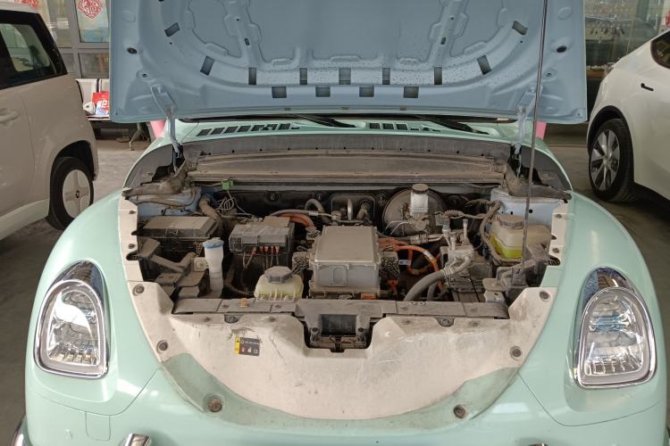 Used ORA Ballet Cat 2022 401 km Nutcracker Edition Engine Bay