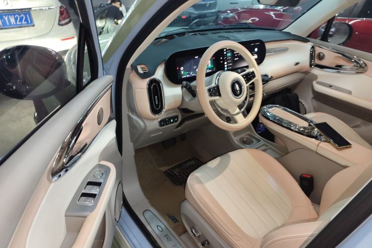 Used ORA Ballet Cat 2022 401 km Alice Edition Interior 3