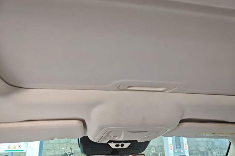 Used ORA Ballet Cat 2022 401 km Nutcracker Edition Headliner