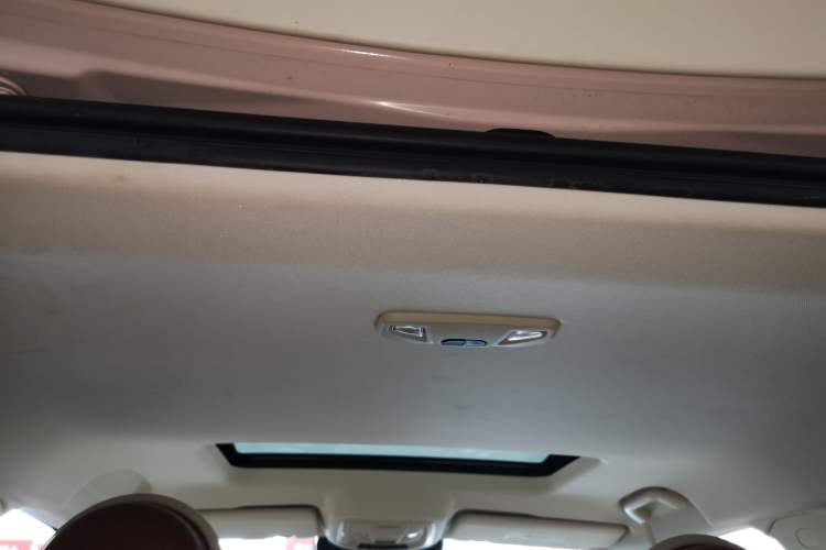 Used ORA Ballet Cat 2022 401 km Nutcracker Edition Headliner